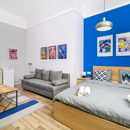 Stylish Blue In The Heart Of Apartment *